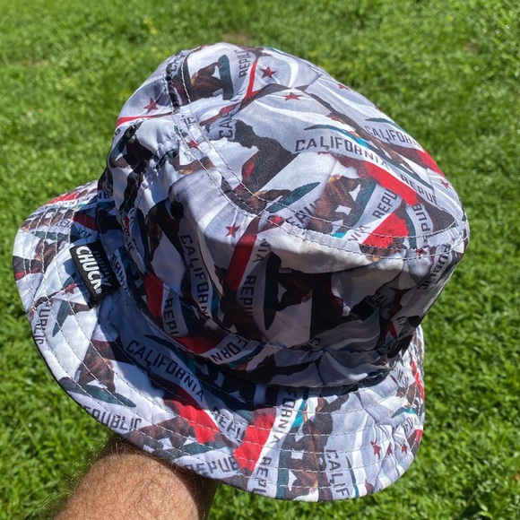 Original Chuck bucket hat California reversible black cap - Picture 7 of 10